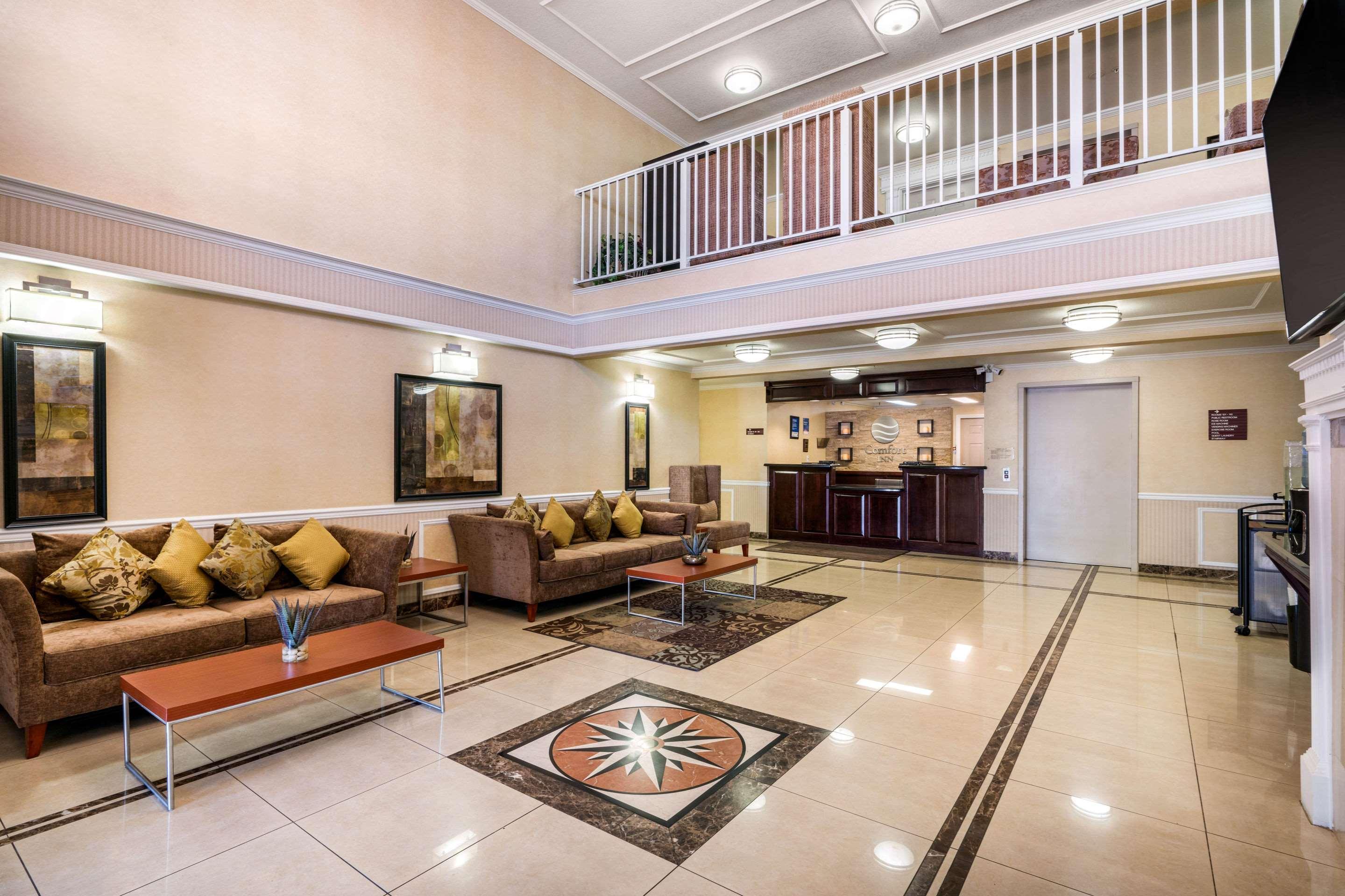 Comfort Suites Red Bluff Near I-5 Eksteriør bilde
